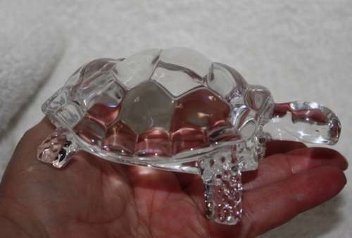LOVELY GLASS TORTOISE PERFECT FOR THE COLLECTOR