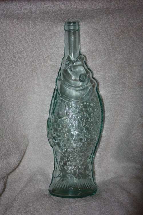 FUN FISH BOTTLE MARINERS WHARF HOUT BAY