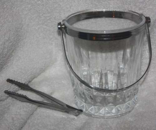 LOVELY  GLASS CRISTAL d,ARQUCS  ICE BUCKET  FREE TONGS MAKERS STAMP UNDERNEATH