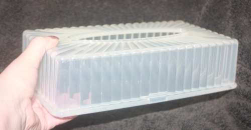 DELIGHTFUL VINTAGE PEARLISED TISSUE BOX HOLDER PERFECT FOR A LADIES BEDROOM