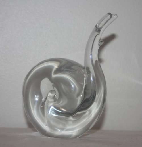 BEAUTIFUL GLASS SNAIL IN GOOD CONDITION