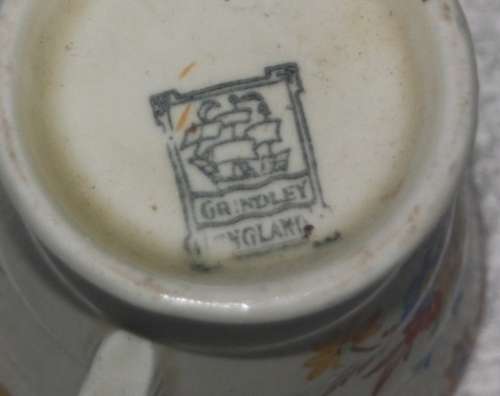 GRINDLEY ENGLAND   VINTAGE MILK JUG FLORAL PATTERN