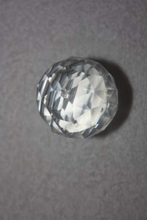 CRYSTAL BOTTLE STOPPER GOOD CONDITION