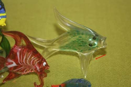 JOB LOT OF EIGHT GLASS FISH (D) SEE DESCRIPTION PAGE