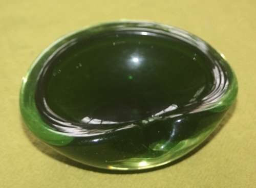 GREEN MURANO GLASS ASHTRAY