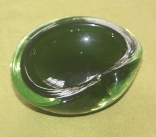 GREEN MURANO GLASS ASHTRAY