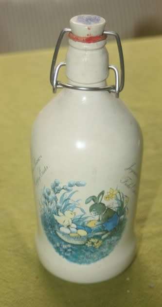 DECORATIVE BOTTLE  EASTER BUNNY AND NEST DECAL
