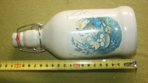 DECORATIVE BOTTLE  EASTER BUNNY AND NEST DECAL