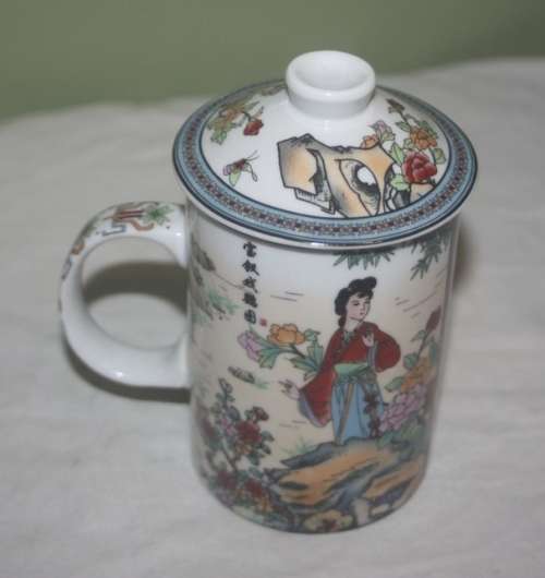 ORIENTAL DECAL COFFEE MUG WITH LID GARDEN SCENES