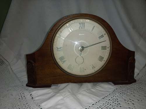 Canham 8 day mantel clock dome glass. Not working