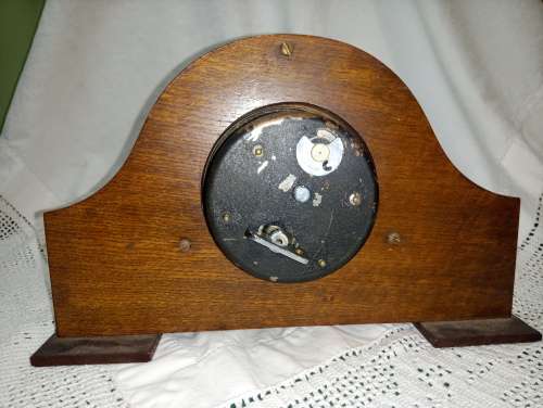 Canham 8 day mantel clock dome glass. Not working