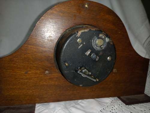 Canham 8 day mantel clock dome glass. Not working