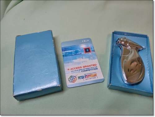 PETER STUYVESANT PROMOTIONAL LIGHTER IN WORKING ORDER IN PRESENTATION BOX