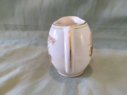 Small milk/creamer jug made in England. Vintage. Botanical details pretty thing