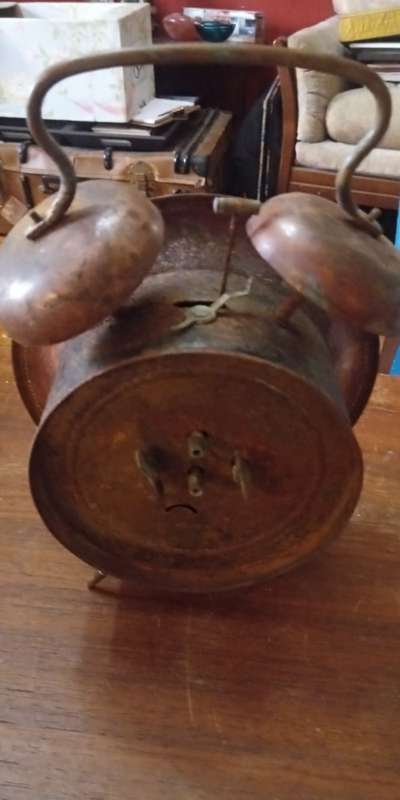 Very large vintage double Bell alarm clock with great overall patina. Not in working order