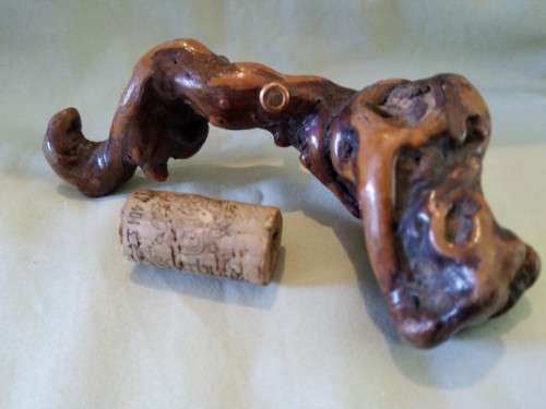 Columbit vine root corkscrew
