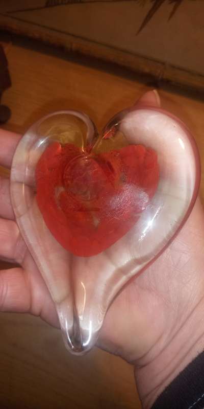 Glass heart paperweight