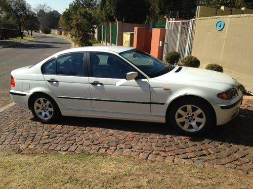 2004 BMW 318i