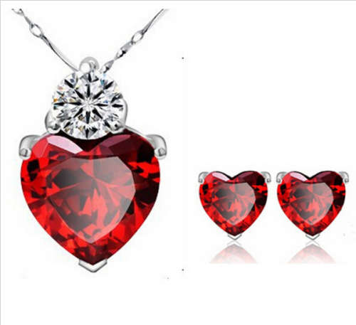 18K White Gold Plated CZ Luxury Heart Shape Necklace and Earrings.In Golden Gift Box