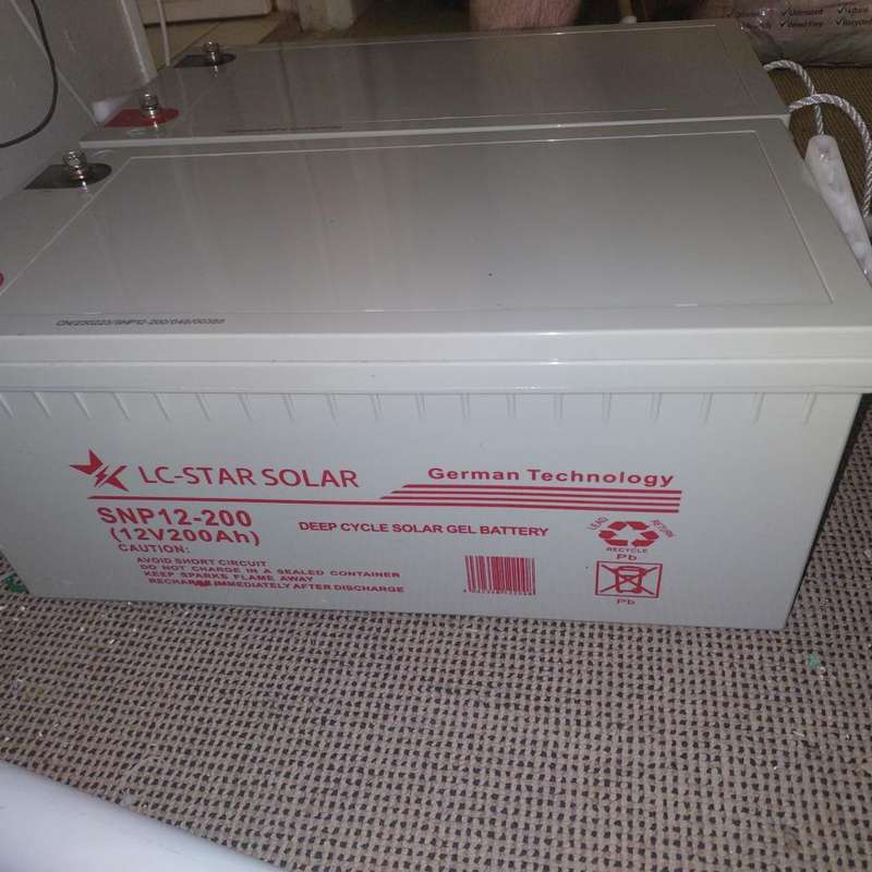 3KVA Kingstar inverter with 2X 200ah gel Batteries