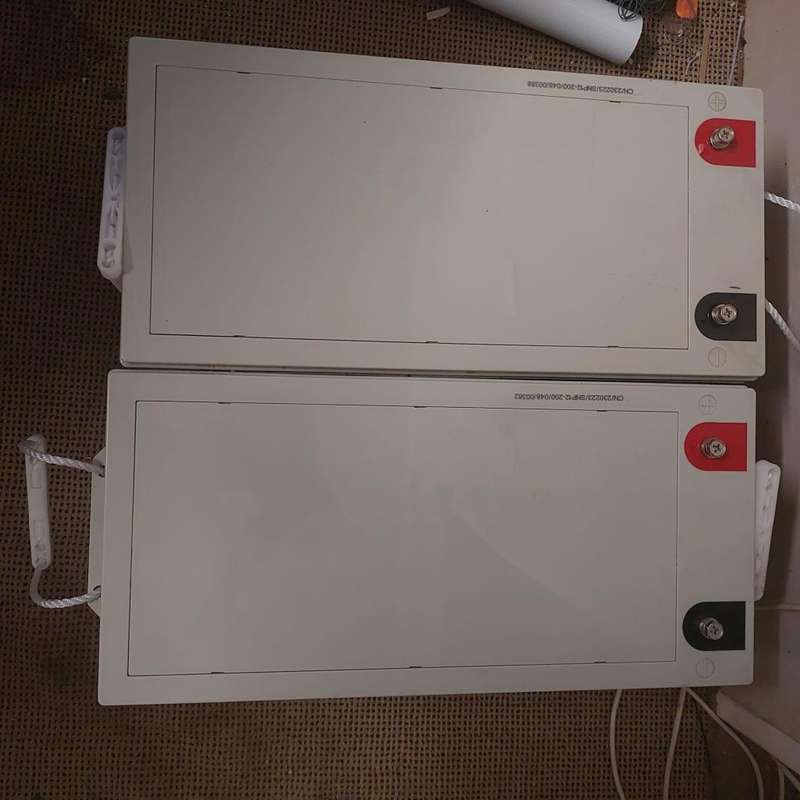 3KVA Kingstar inverter with 2X 200ah gel Batteries