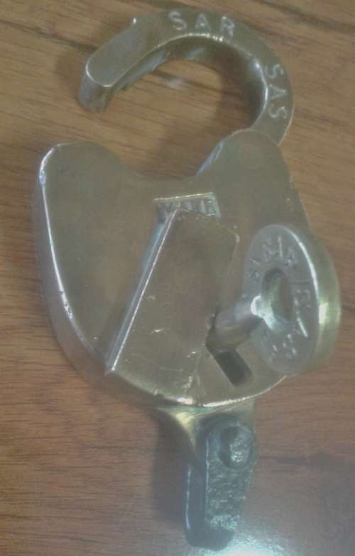 1967 SAR/SAS YALE LOCK WITH 1963 KEY IN WORKING CONDITION