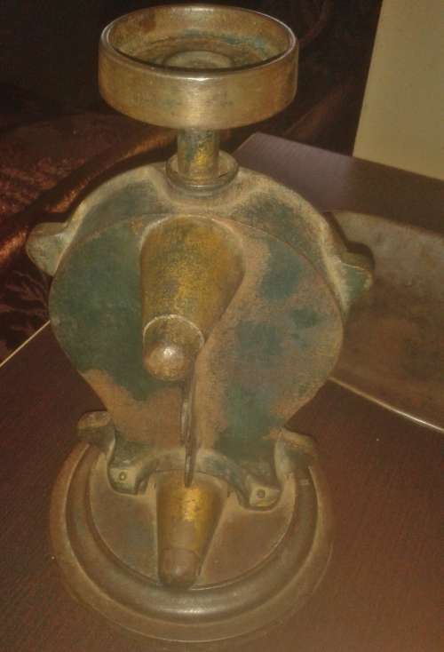VINTAGE SALTERS IMPROVED FAMILY SCALE NO.60 IN GOOD CONDITION