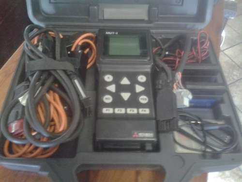 MITSUBISHI MUT 2 II DIAGNOSTIC SCAN TOOL KIT (UNTESTED)