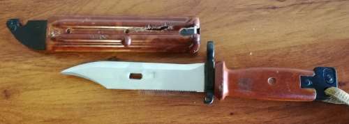 UNKNOWN BAYONET WITH SCABBARD