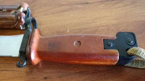 UNKNOWN BAYONET WITH SCABBARD