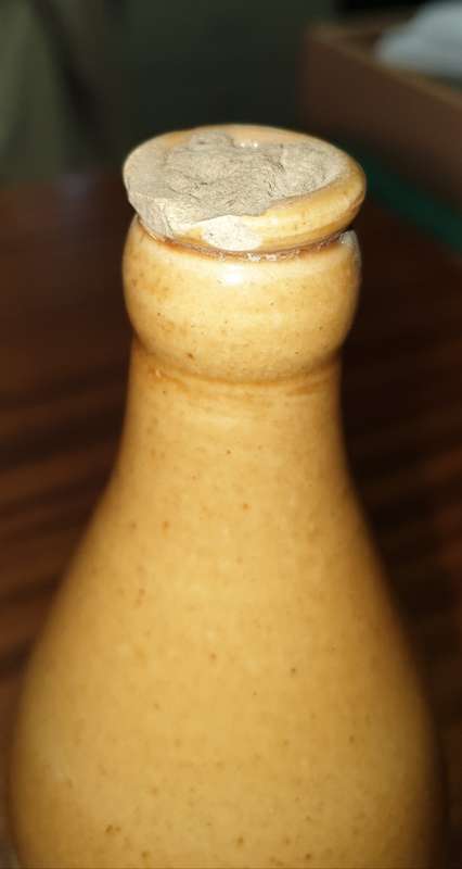 VERY SCARES STRANGER MINERAL WATER WORKS GINGER BEER