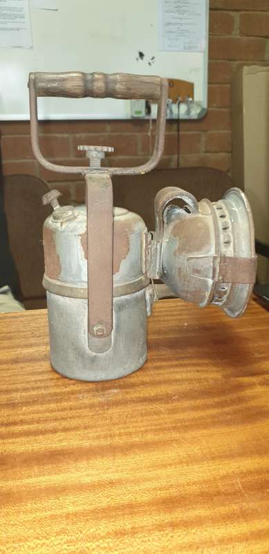 WOW VINTAGE CARBIDE LAMP