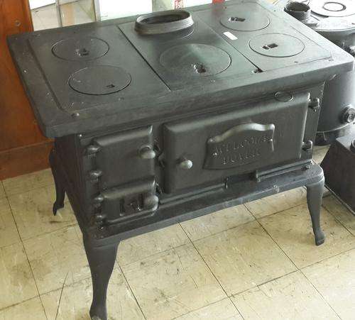 DOVER COAL STOVE EXELLENT CONDITION