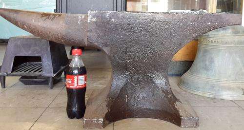 WOW MASSIVE ANVIL SIZE 850 X 140 AND WEIGHT 304 LBS DATED 1933