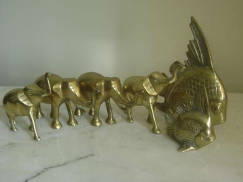 6 VINTAGE BRASS ORNAMENTS (SOLD TOGETHER AS ONE LOT)