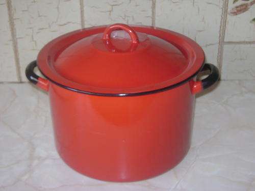 LOVELY RED (LARGE) ENAMEL POT - IN GOOD CONDITION - MADE IN POLAND!!!