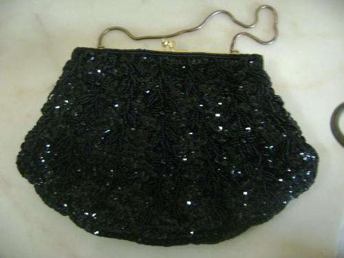 VINTAGE BEADED HANDBAG (HAND MADE IN HONG KONG) - VERY GOOD CONDITION!!!
