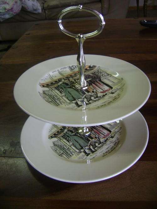 CROWN DEVON FIELDINGS CAKE STAND