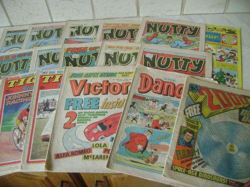 COLLECTION OF 17 VARIOUS BOYS' COMIC MAGAZINES (DATED LATE 1970'S) - SOLD TOGETHER AS ONE LOT
