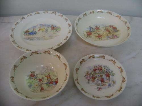 COLLECTION OF 4 ROYAL DOULTON BUNNYKINS PORCELAIN ITEMS (USED CONDITION)