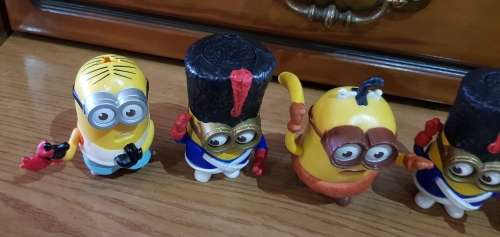 5 x 2018 McDonald`s Minion Figurines - sold together as one lot