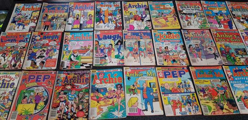 Job lot of 28 Archie comic books (1980`s) - sold together as one lot
