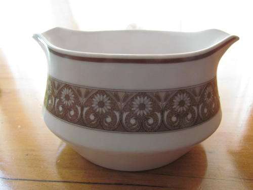 A VINTAGE PROGRESSION NORITAKE SAUCE BOWL 9044 CENTURY!!reduced!!
