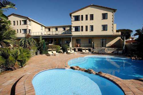 4 Sleeper Unit available at Margate Beach Club from 29 March till 5 April 2019 (UNIT U40)