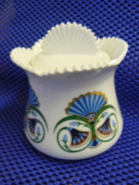 ELIZABETH ARDEN