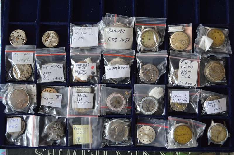 MECHANICAL WATCHES AND MOVMENTS