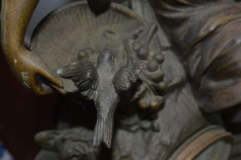 Beautifull French sigened F.Moreau spelter Premier fruits clock