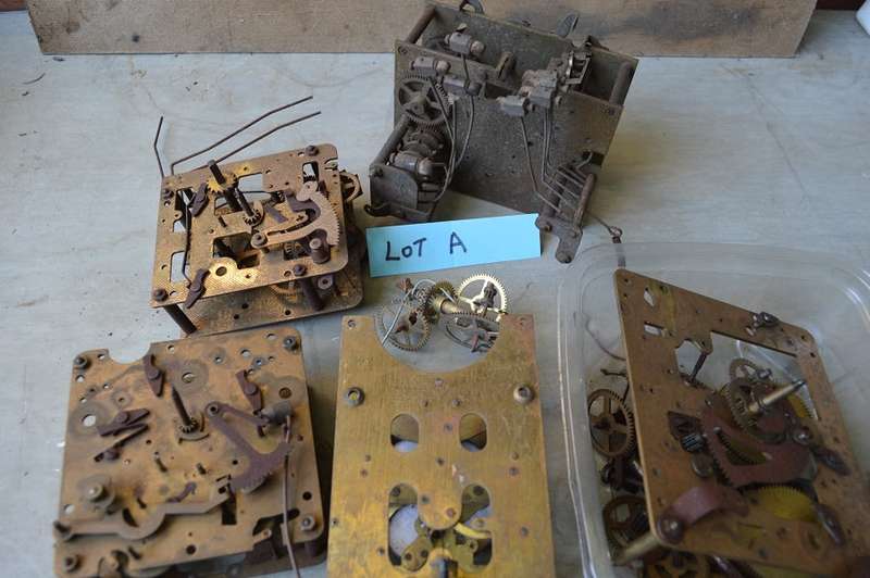 Lot A clock movements for spares