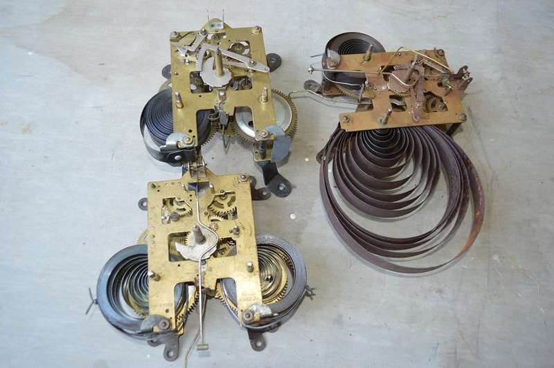Lot c clock movements for spares or repairs