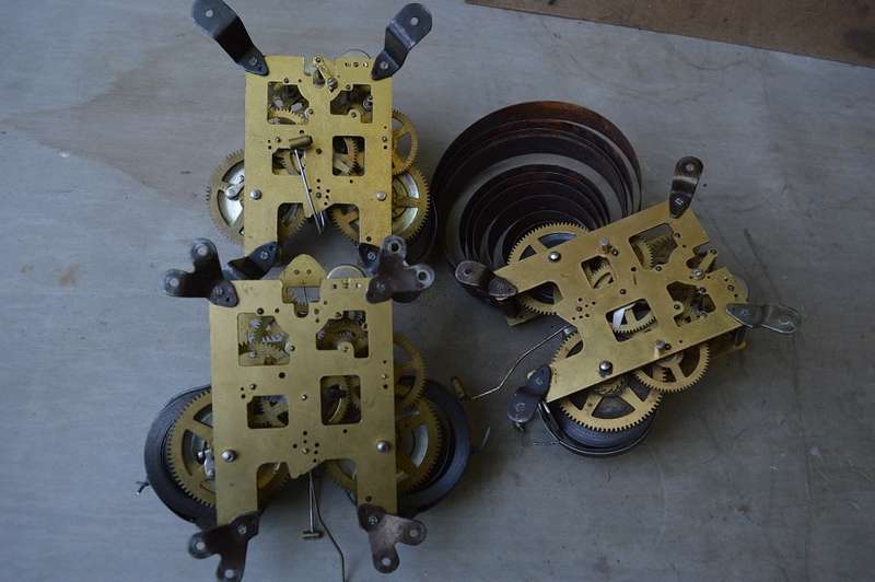 Lot c clock movements for spares or repairs